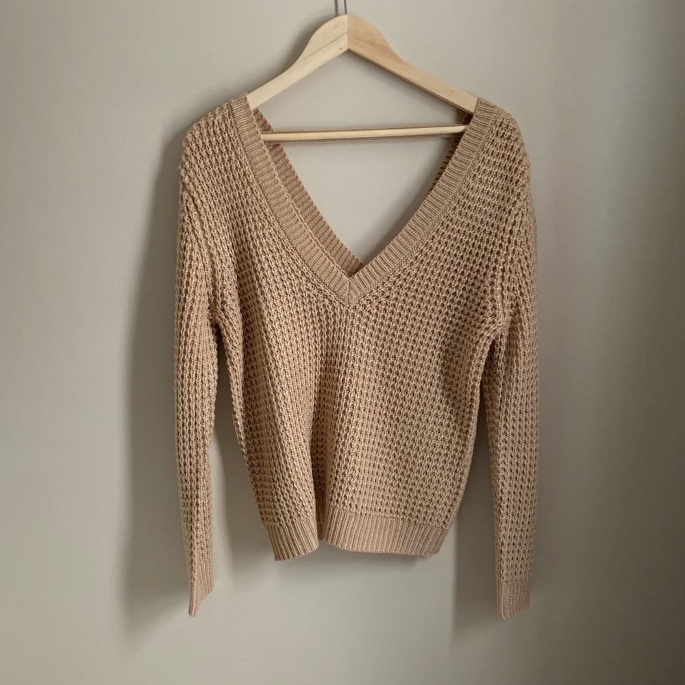 NWOT Deep V sweater